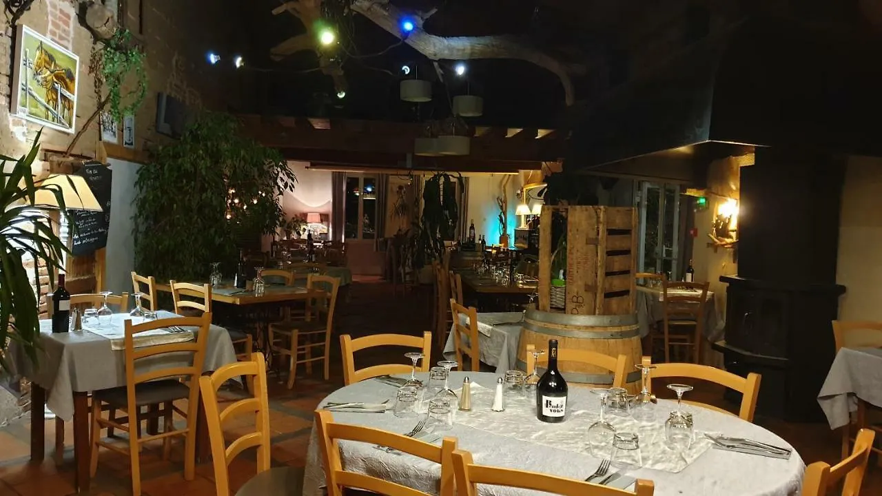 L'Alcove Hotel Restaurant Villematier